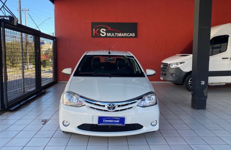 Toyota Etios 1.5 Xls 16v - Foto #3