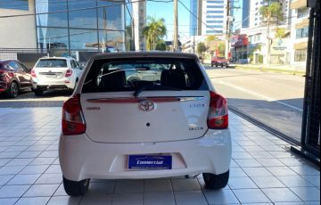 Toyota Etios 1.5 Xls 16v - Foto #10