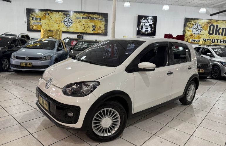 Volkswagen Up 1.0 MPi Track 12v - Foto #4