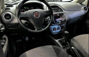 Fiat Punto 1.6 Essence 16v - Foto #7