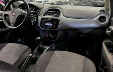 Fiat Punto 1.6 Essence 16v - Foto #9