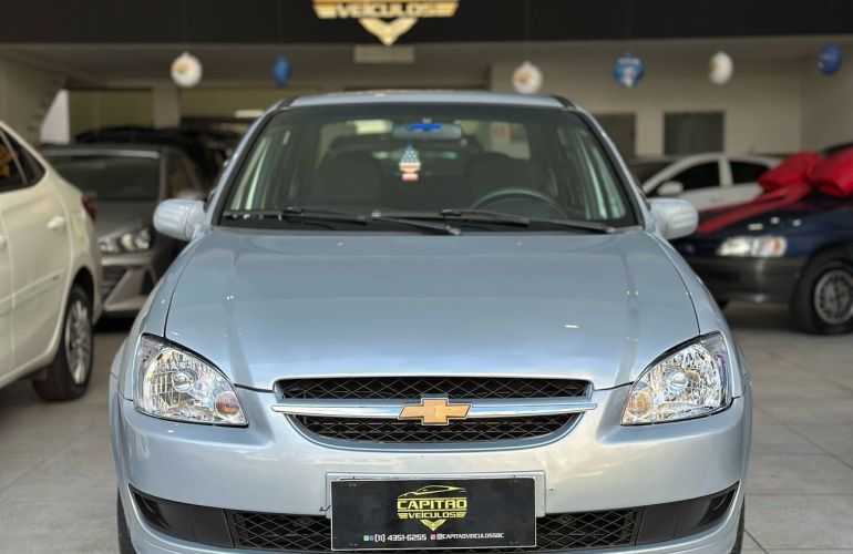 Chevrolet Classic 1.0 MPFi LS 8v - Foto #2