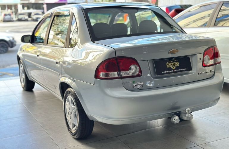 Chevrolet Classic 1.0 MPFi LS 8v - Foto #4