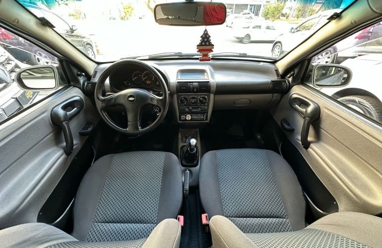 Chevrolet Classic 1.0 MPFi LS 8v - Foto #9