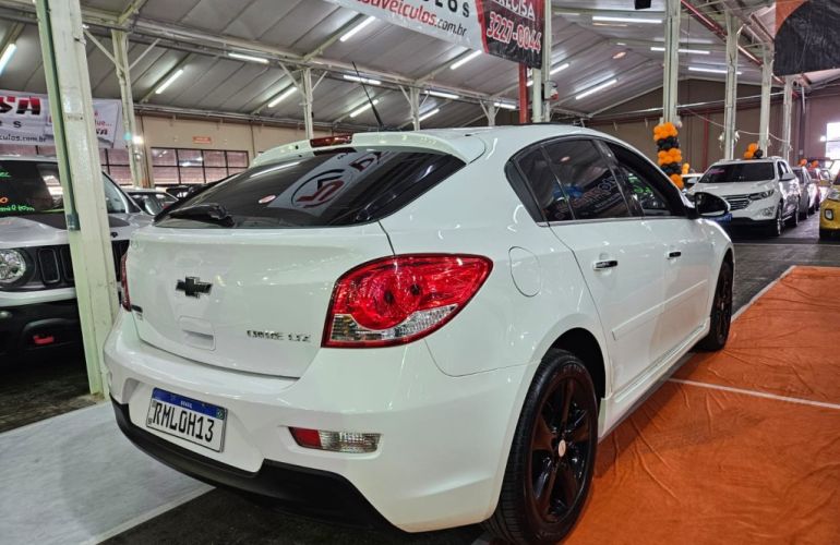 Chevrolet Cruze Sport6 LTZ 1.8 16V Ecotec (Aut) (Flex) - Foto #3