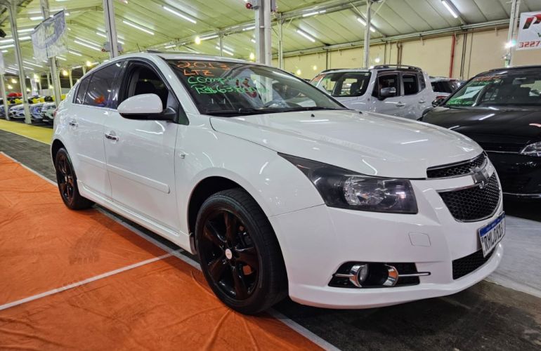 Chevrolet Cruze Sport6 LTZ 1.8 16V Ecotec (Aut) (Flex) - Foto #7