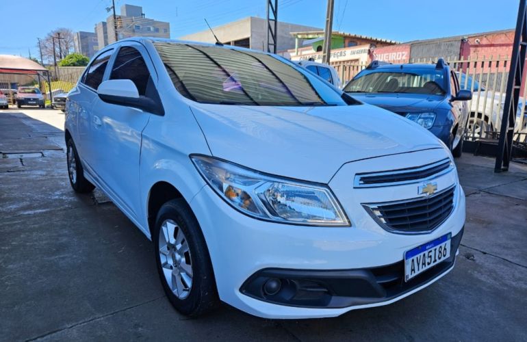 Chevrolet Onix 1.0 LT - Foto #7