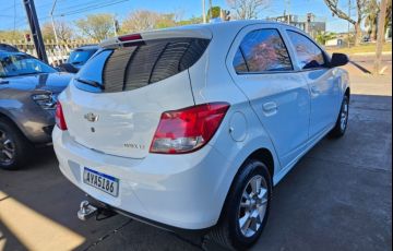 Chevrolet Onix 1.0 LT - Foto #8