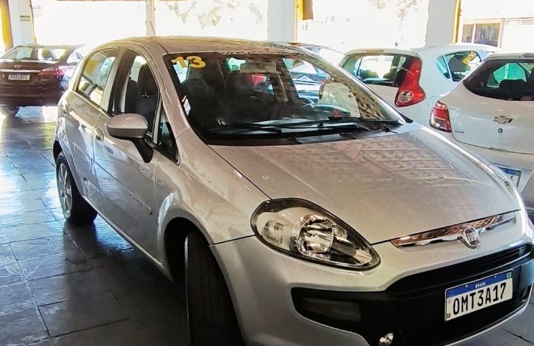 Fiat Punto 1.4 Attractive Italia 8v - Foto #4