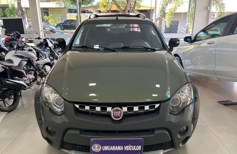Fiat Strada Adventure 1.8 16V (Flex) (Cabine Dupla) - Foto #2