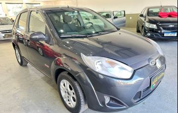 Ford Fiesta 1.6 MPi Hatch 8V Flex 4p Manual - Foto #2