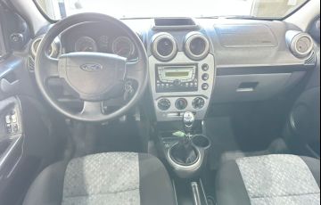 Ford Fiesta 1.6 MPi Hatch 8V Flex 4p Manual - Foto #7