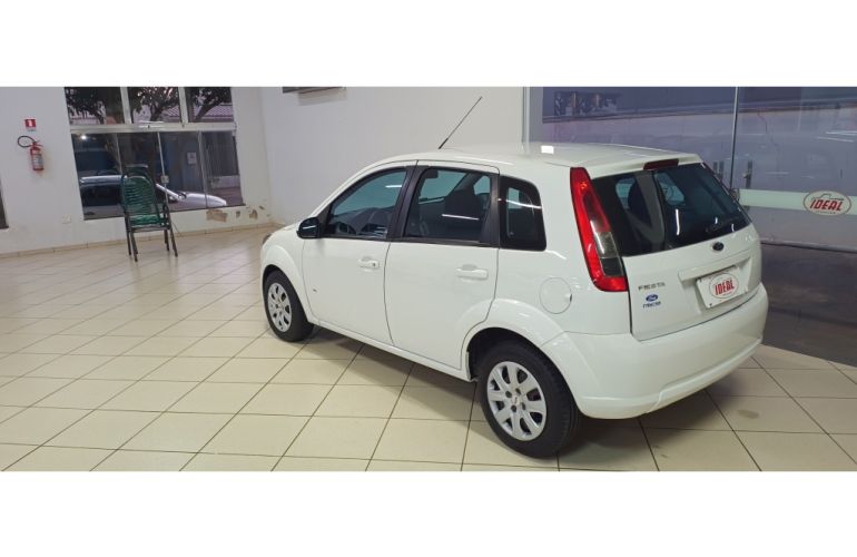 Ford Fiesta Hatch  SE Plus 1.6 RoCam (Flex) - Foto #4