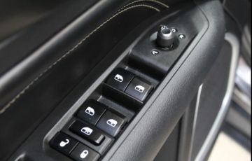 Jeep Compass 1.3 T270 Turbo Longitude At6 - Foto #10
