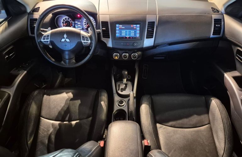Mitsubishi Outlander 3.0 Gt 4x4 V6 24v - Foto #6