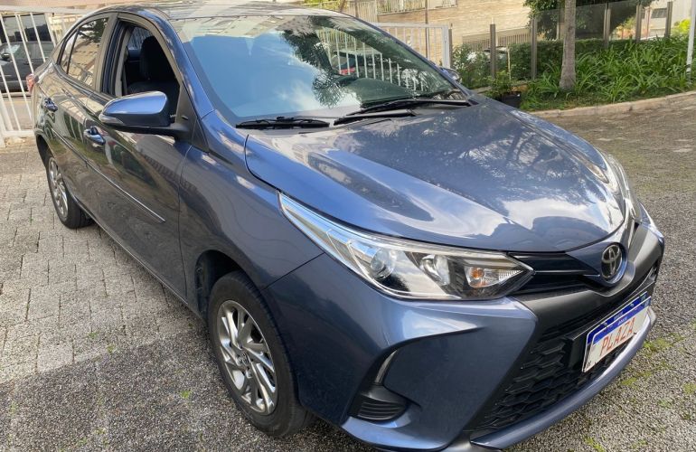 Toyota Yaris 1.5 16V Sedan Xs Multidrive - Foto #3