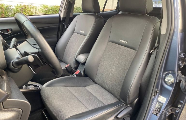Toyota Yaris 1.5 16V Sedan Xs Multidrive - Foto #9