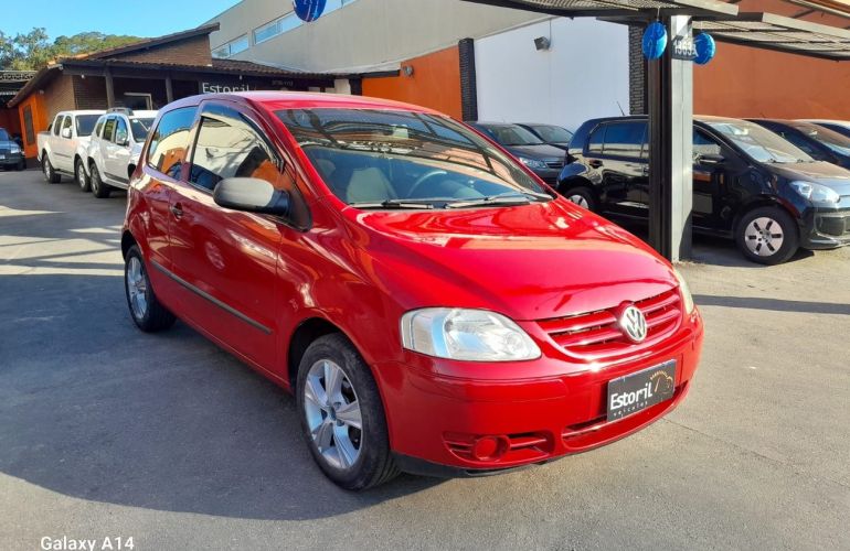 Volkswagen Fox 1.0 Mi 8v - Foto #2