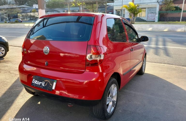 Volkswagen Fox 1.0 Mi 8v - Foto #6
