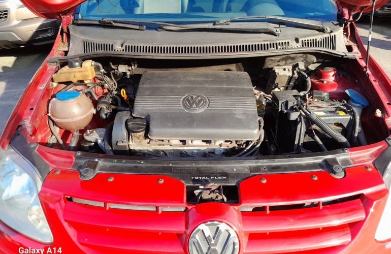 Volkswagen Fox 1.0 Mi 8v - Foto #7