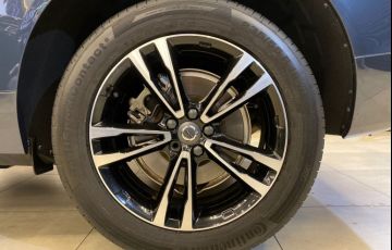 Volvo XC60 2.0 T8 Momentum AWD - Foto #10