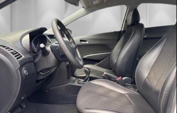 Hyundai Hb20s 1.6 Comfort Plus 16v - Foto #9