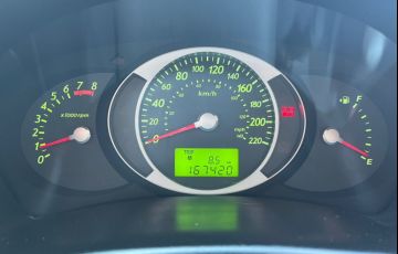 Hyundai Tucson 2.0 GL 2WD 16v - Foto #9