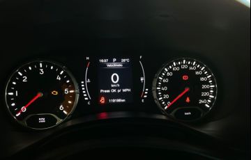 Jeep Renegade 1.8 16V Longitude - Foto #4