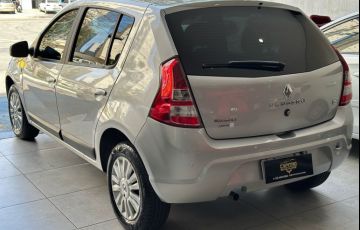 Renault Sandero 1.6 Privilege 8v - Foto #4