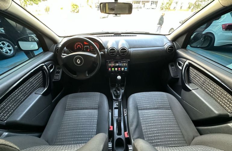 Renault Sandero 1.6 Privilege 8v - Foto #9