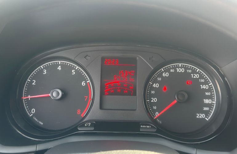 Volkswagen Voyage 1.0 12v MPi Total - Foto #6