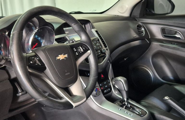 Chevrolet Cruze Sport6 LTZ 1.4 16V Ecotec (Aut) (Flex) - Foto #6