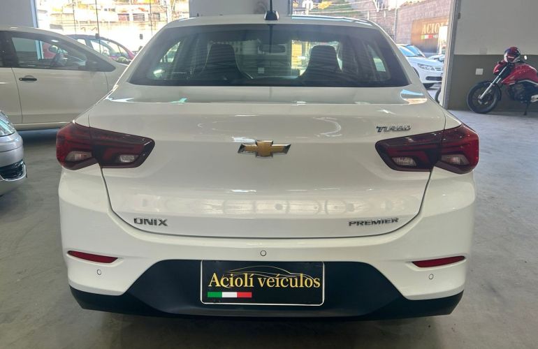 Chevrolet Onix 1.0 Turbo Flex Premier Automático - Foto #5