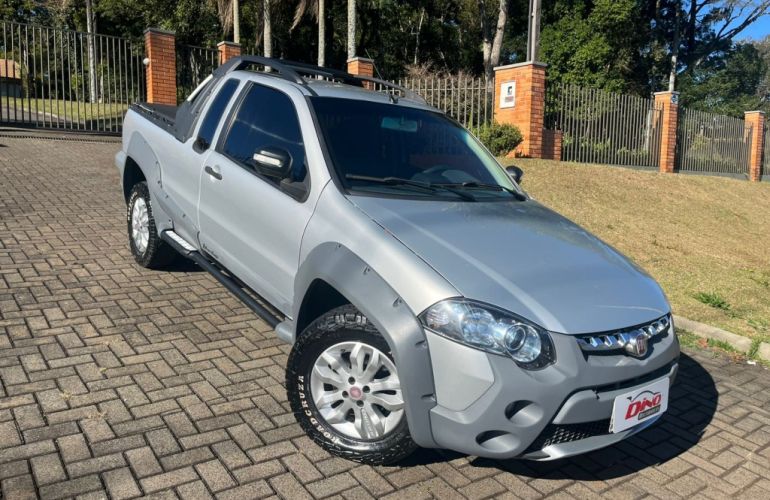Fiat Strada Adventure 1.8 8V (Flex) (Cabine Estendida) - Foto #2
