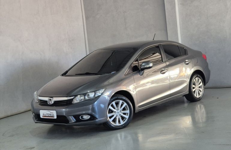 Honda Civic LXR 2.0 i-VTEC (Aut) (Flex) - Foto #2