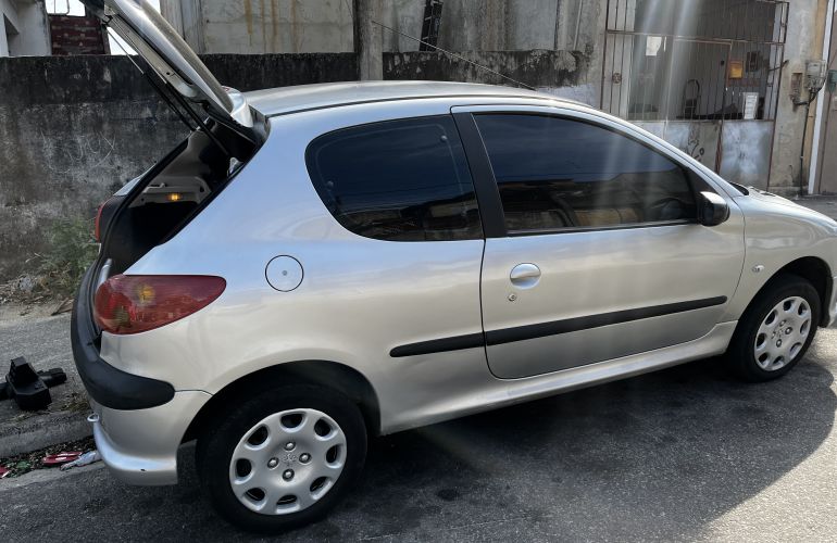Peugeot 206 Hatch. Presence 1.4 8V (flex) - Foto #4