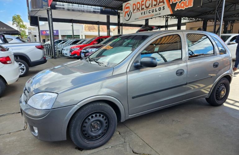 Chevrolet Corsa Hatch 1.0 8V - Foto #1