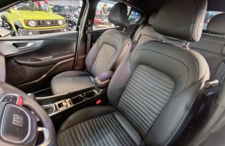 Fiat Fastback 1.3 Turbo 270 Limited Edition At6 - Foto #8