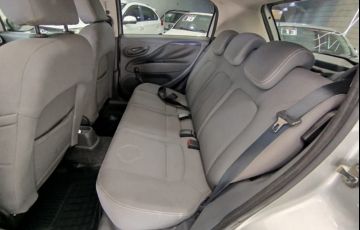 Fiat Punto 1.4 Attractive 8v - Foto #9