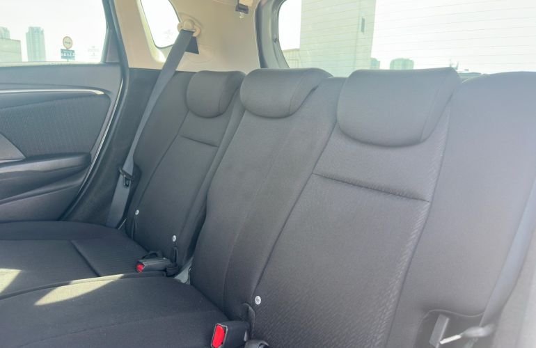 Honda Fit 1.5 EX 16v - Foto #9