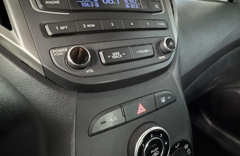 Hyundai Hb20 1.0 Unique 12v - Foto #9