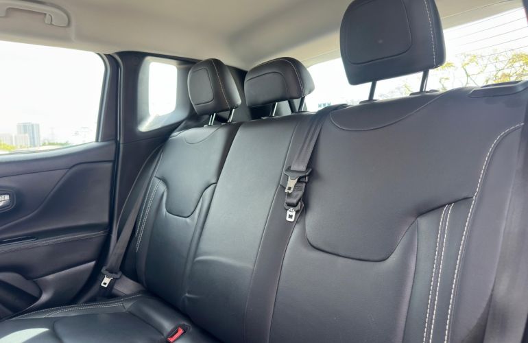 Jeep Renegade 1.8 16v - Foto #9