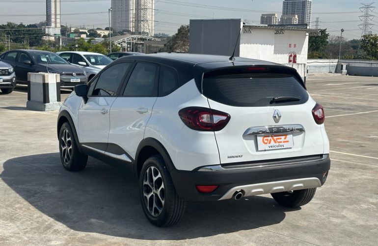 Renault Captur 1.6 16V Sce Intense - Foto #2
