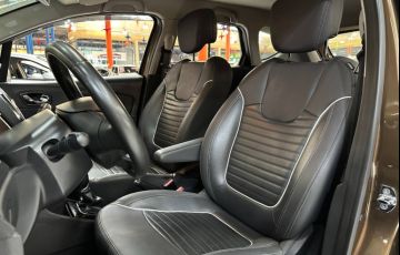 Renault Captur 2.0 16V Intense - Foto #8