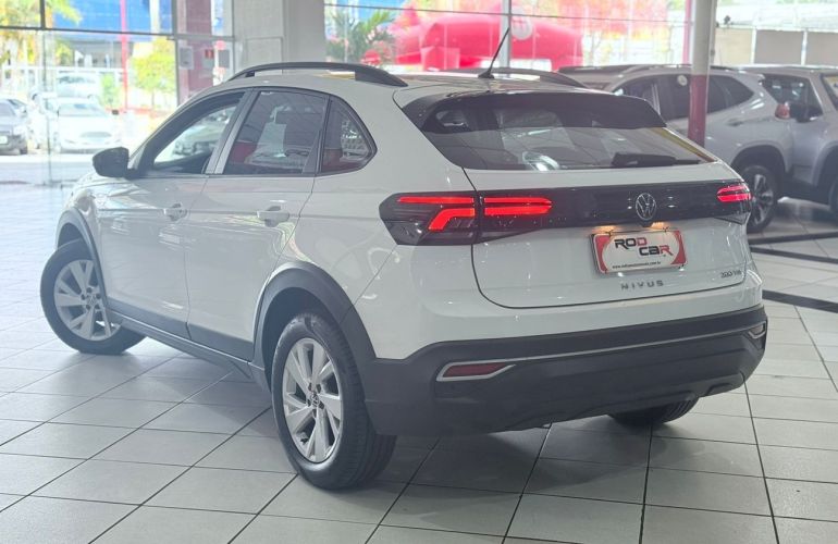 Volkswagen Nivus 1.0 200 TSI Comfortline - Foto #4