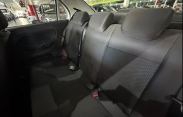 Volkswagen Voyage 1.0 12v MPi Total - Foto #8
