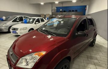 Ford Fiesta Hatch 1.0 (Flex) - Foto #3