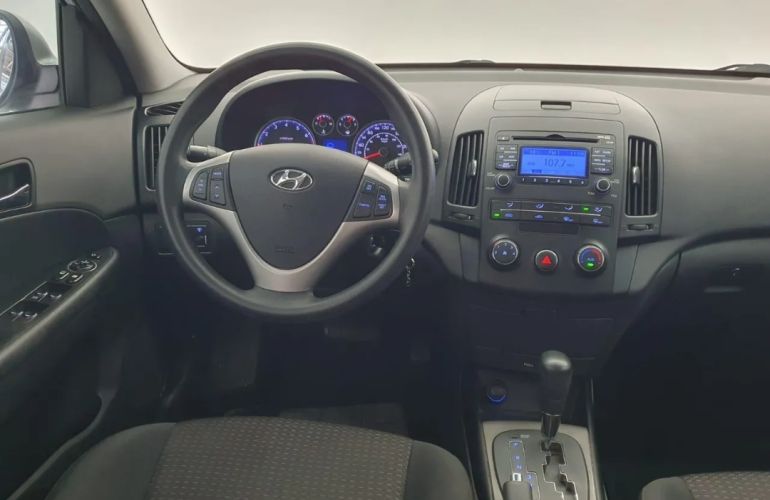 Hyundai i30 GLS 2.0 16V Top (aut.) - Foto #4