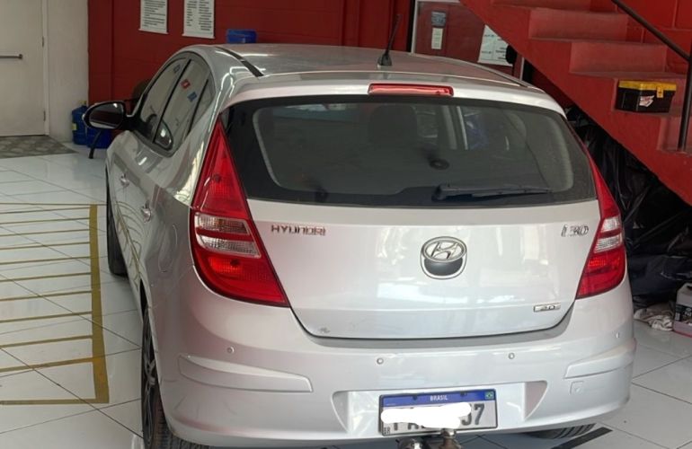 Hyundai i30 GLS 2.0 16V Top (aut.) - Foto #8