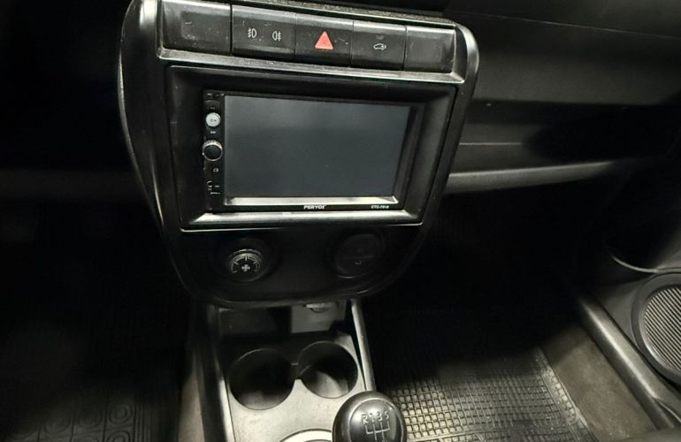 Volkswagen CrossFox 1.6 (Flex) - Foto #8